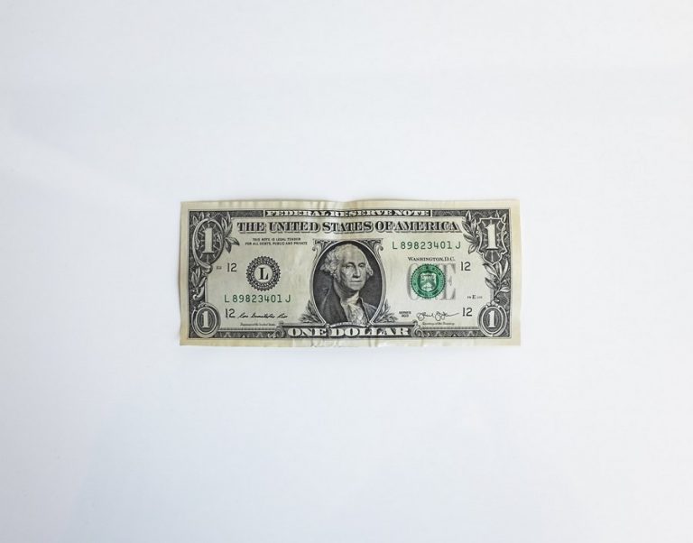 La lenta discesa del dollaro è solo all’inizio: l’analisi di Schroders